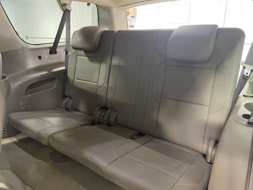 Used 2018 Chevrolet Suburban Premier image 15