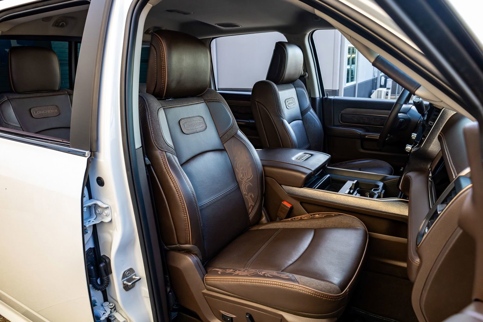 Used 2025 RAM 2500 Limited image 30