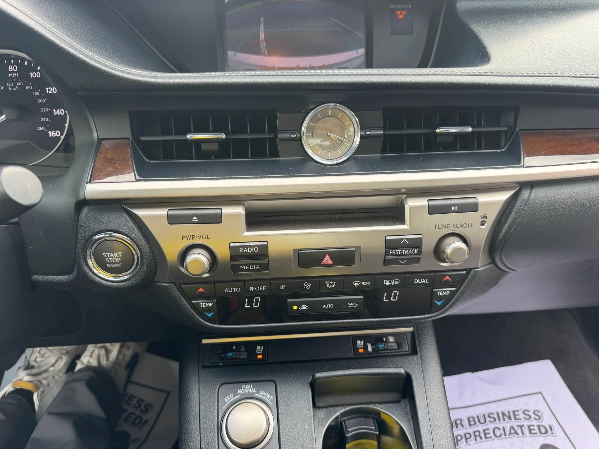 Used 2014 Lexus ES 350 w/ Premium Package FWD image 29