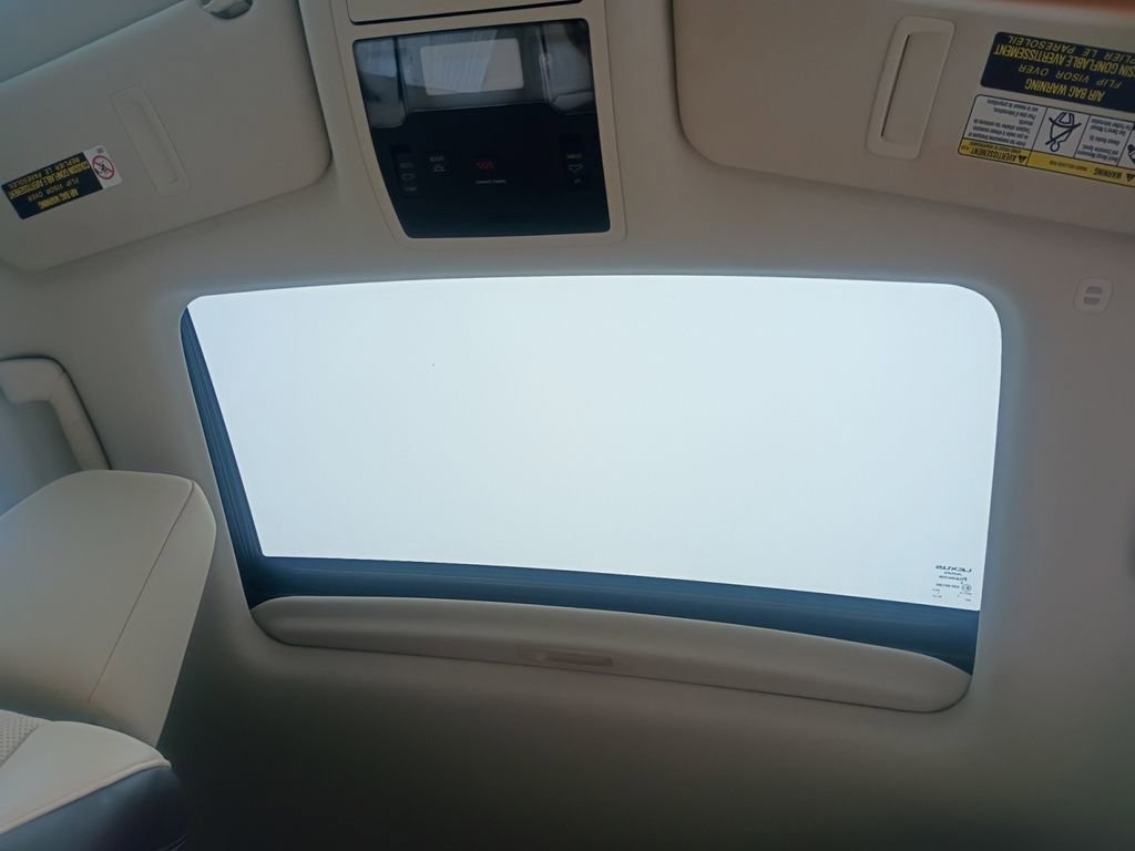 Used 2017 Lexus RX 350 FWD w/ Premium Package image 7