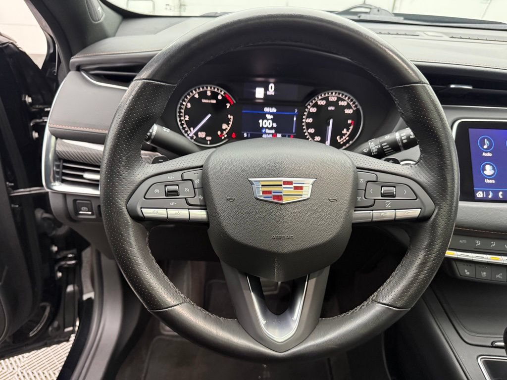 Used 2022 Cadillac XT4 Sport w/ Comfort Package AWD/4WD image 21