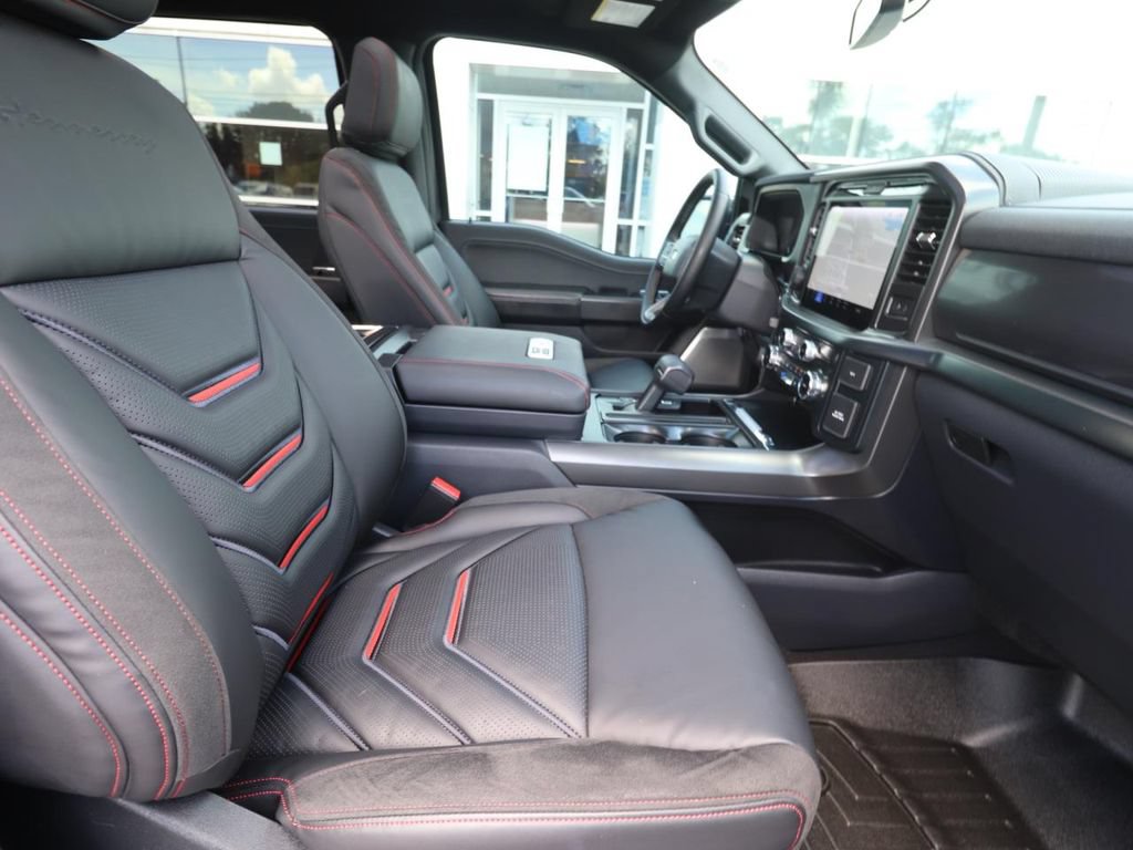 Used 2025 Ford F150 Lariat w/ Equipment Group 502A High AWD/4WD image 15