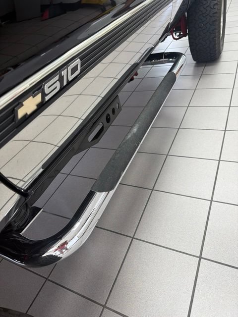 Used 1991 Chevrolet S10 Pickup 4x4 Extended Cab image 11
