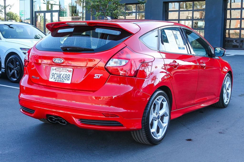 Used 2013 Ford Focus ST FWD image 7