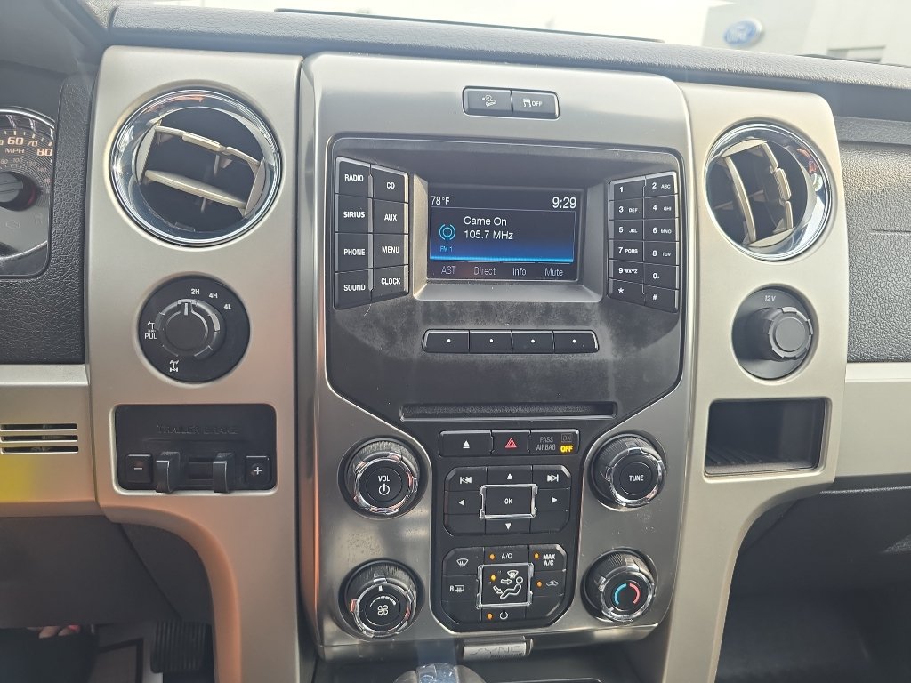 Used 2014 Ford F150 FX4 w/ Equipment Group 401A Mid AWD/4WD image 27