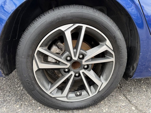 Certified 2023 Kia Forte LXS image 15