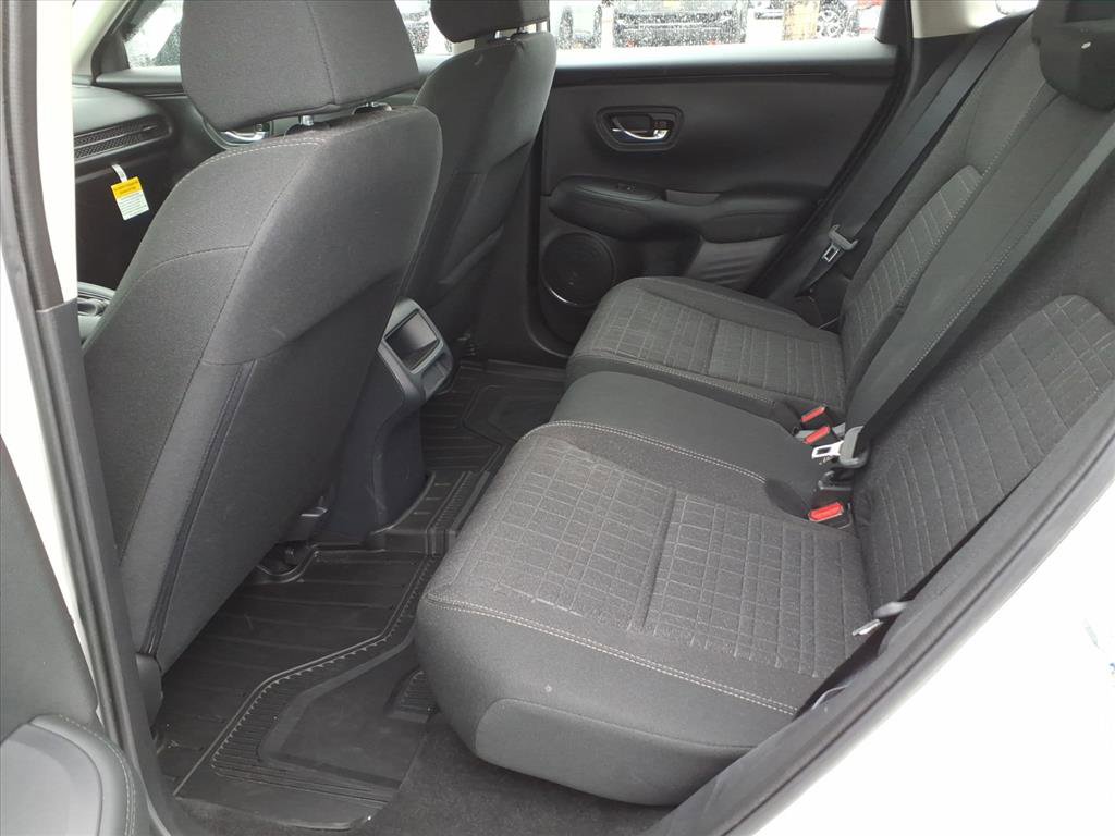 Used 2025 Honda HR-V LX image 5