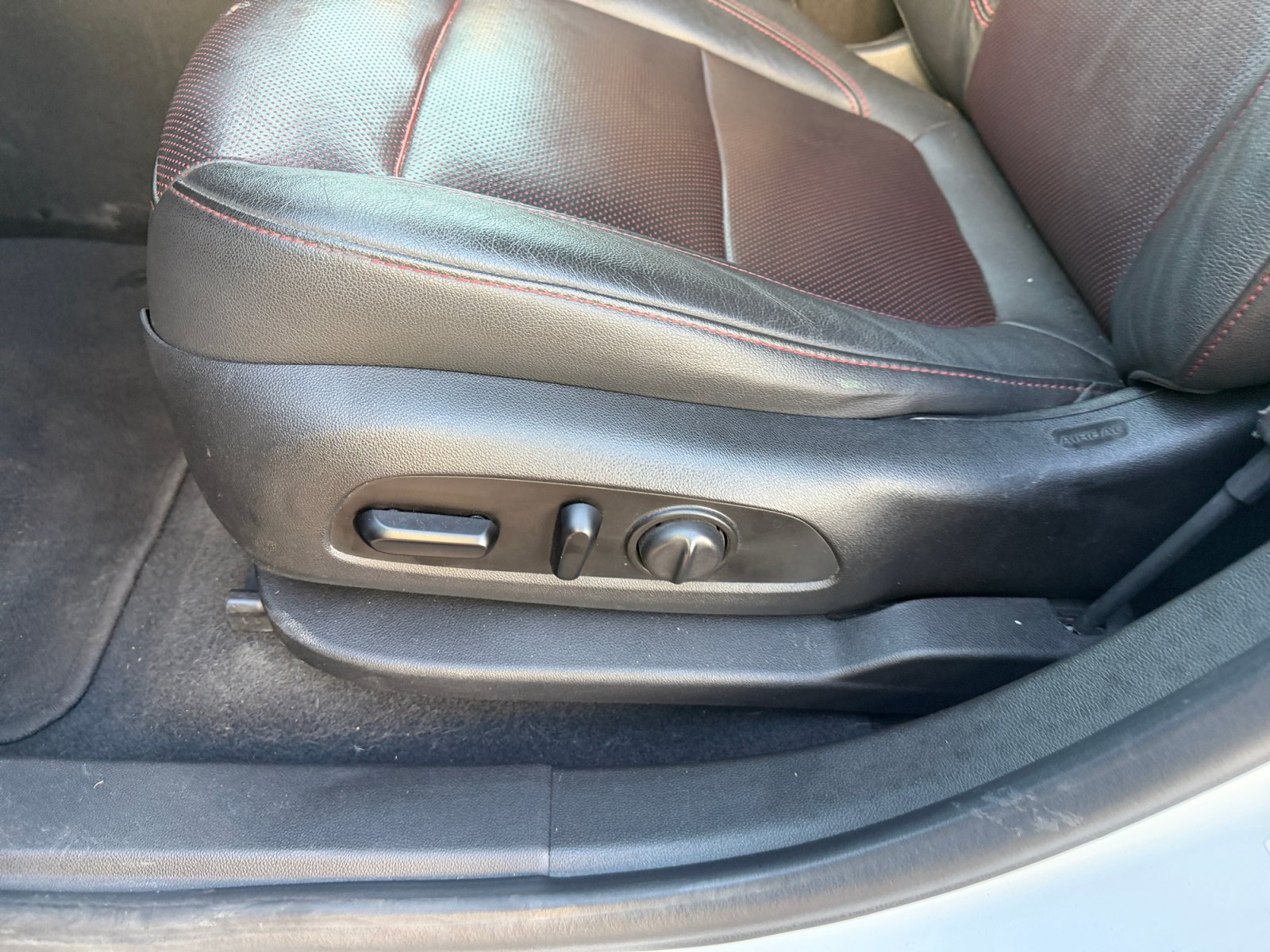 Used 2019 Chevrolet Blazer RS FWD image 14