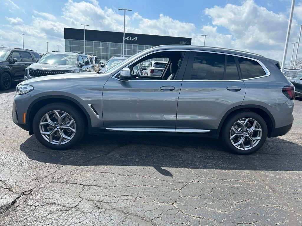 Used 2024 BMW X3 xDrive30i w/ Convenience Package w/ZPA image 4