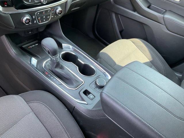 Used 2023 Chevrolet Traverse LT FWD image 15