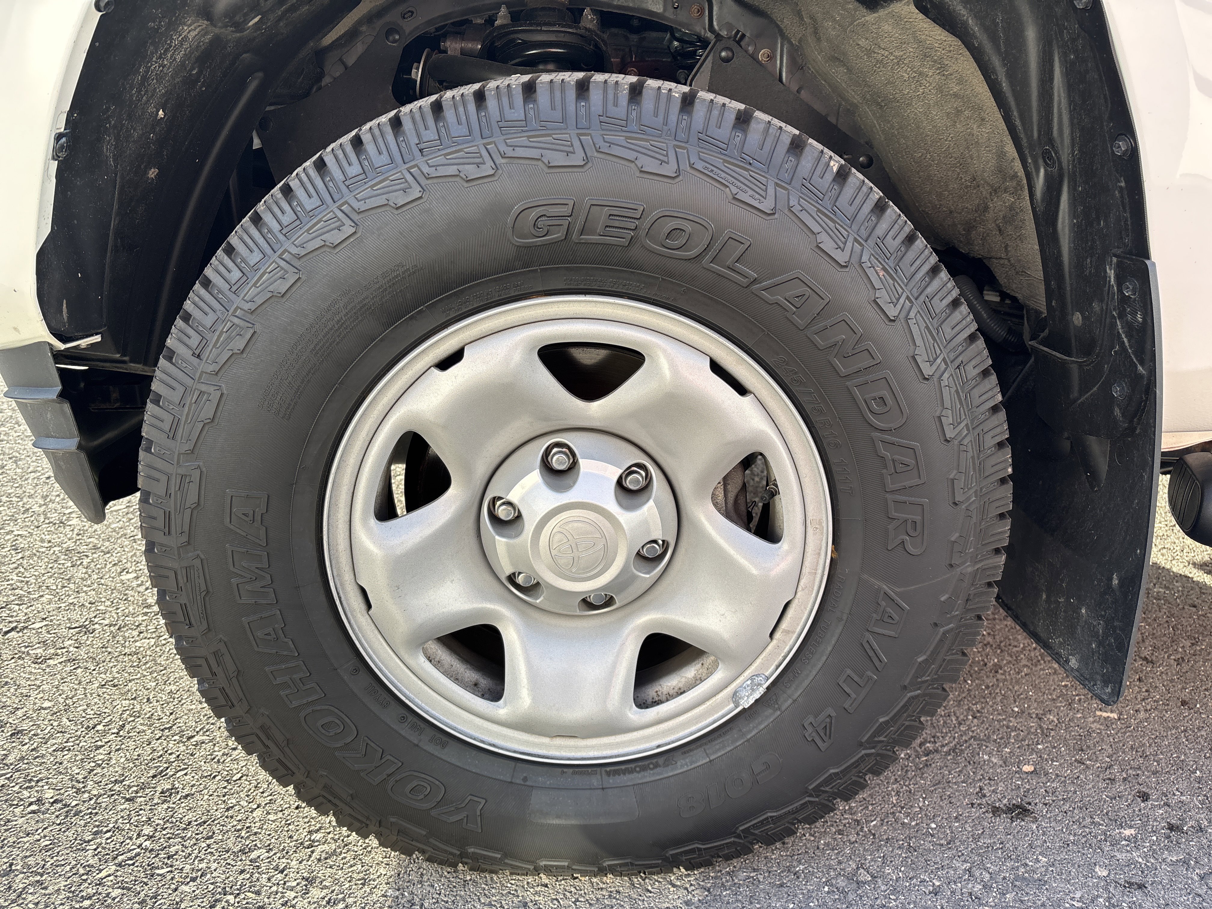 Certified 2023 Toyota Tacoma SR image 10