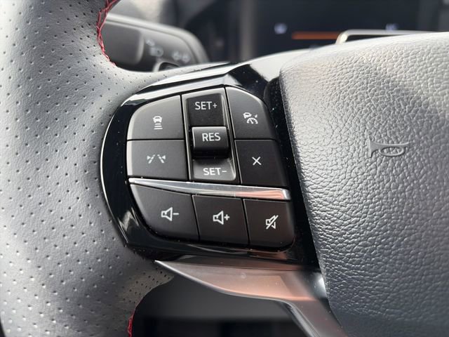 Used 2025 Ford Explorer ST image 16
