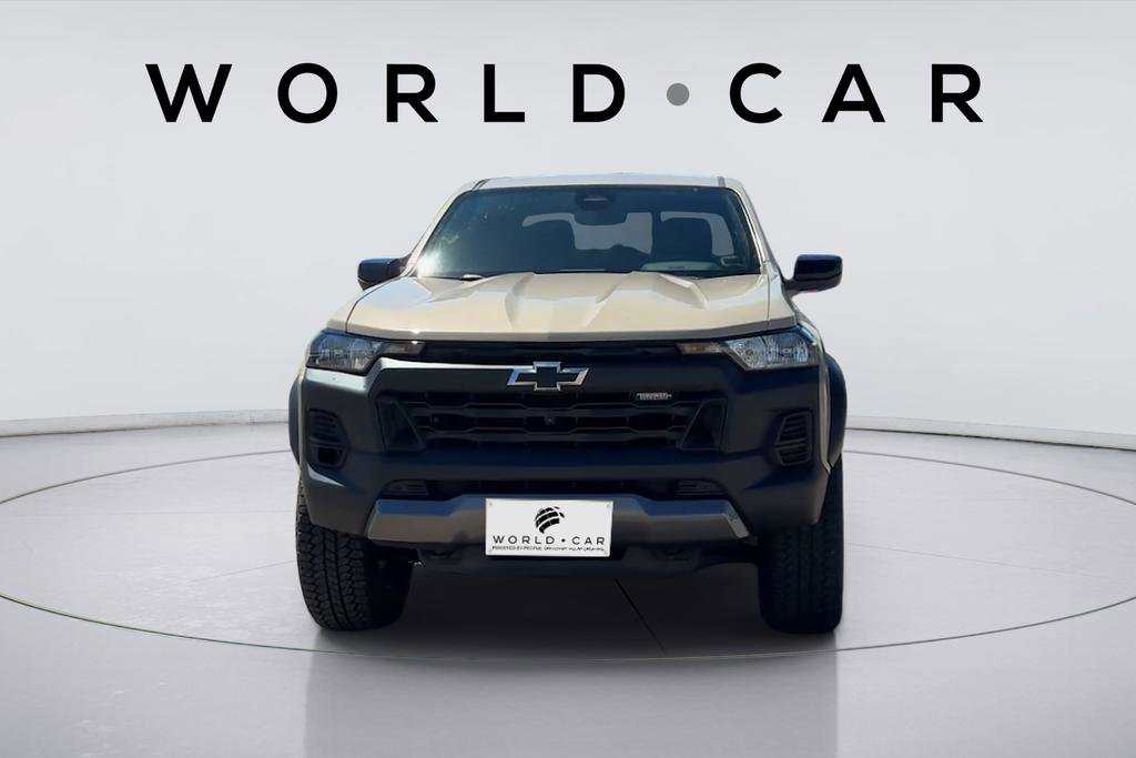 Used 2023 Chevrolet Colorado Trail Boss w/ Technology Package AWD/4WD image 5