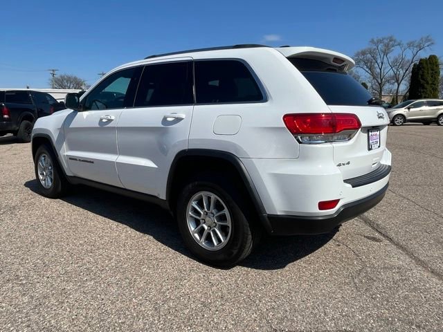 Used 2019 Jeep Grand Cherokee Laredo AWD/4WD image 3
