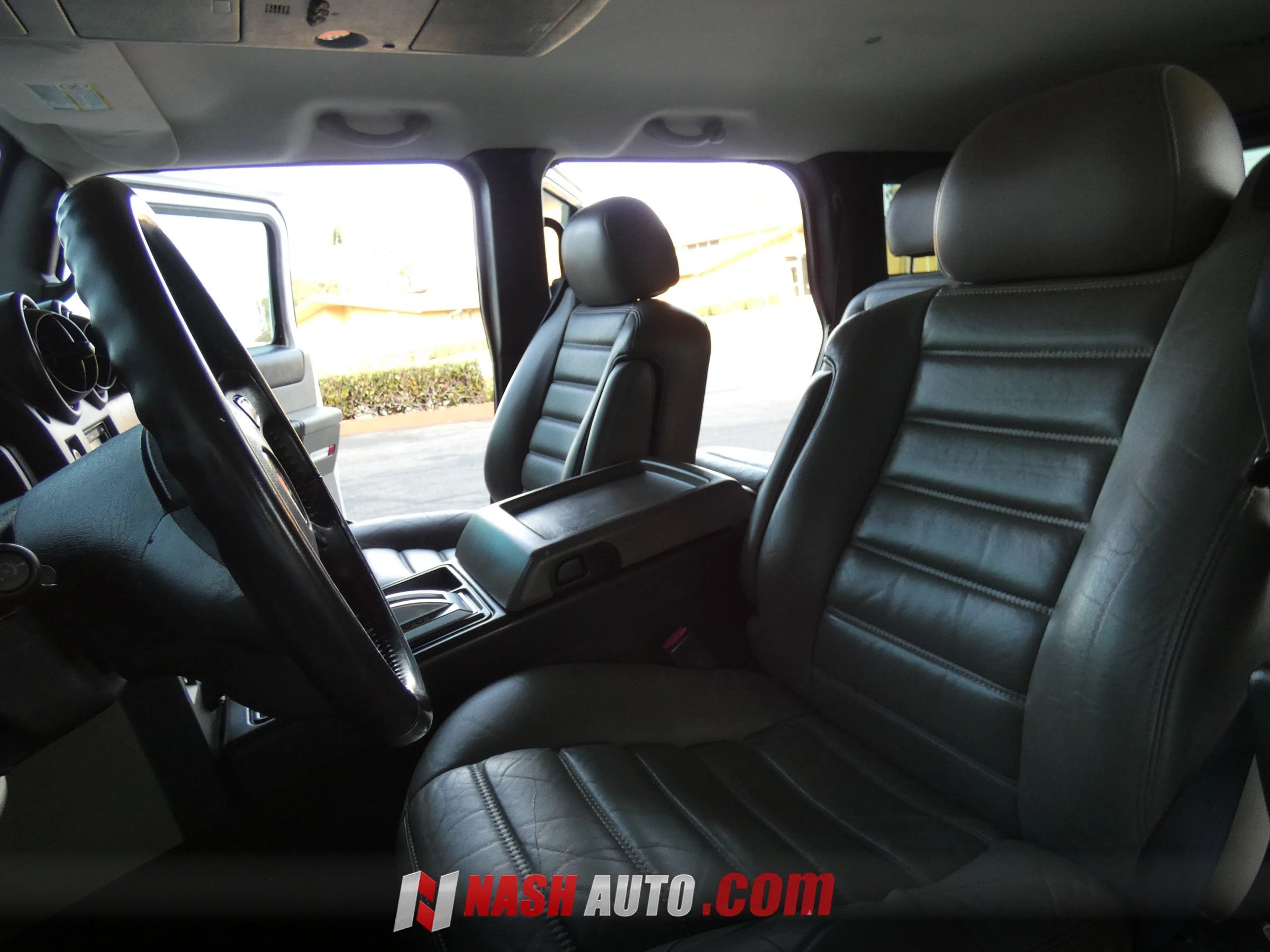 Used 2005 HUMMER H2 w/ Preferred Equipment Group AWD/4WD image 47