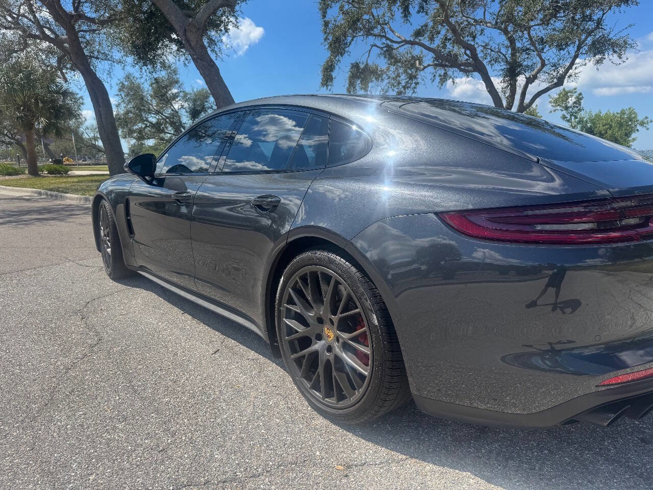 Used 2017 Porsche Panamera Turbo w/ Sport Package image 12