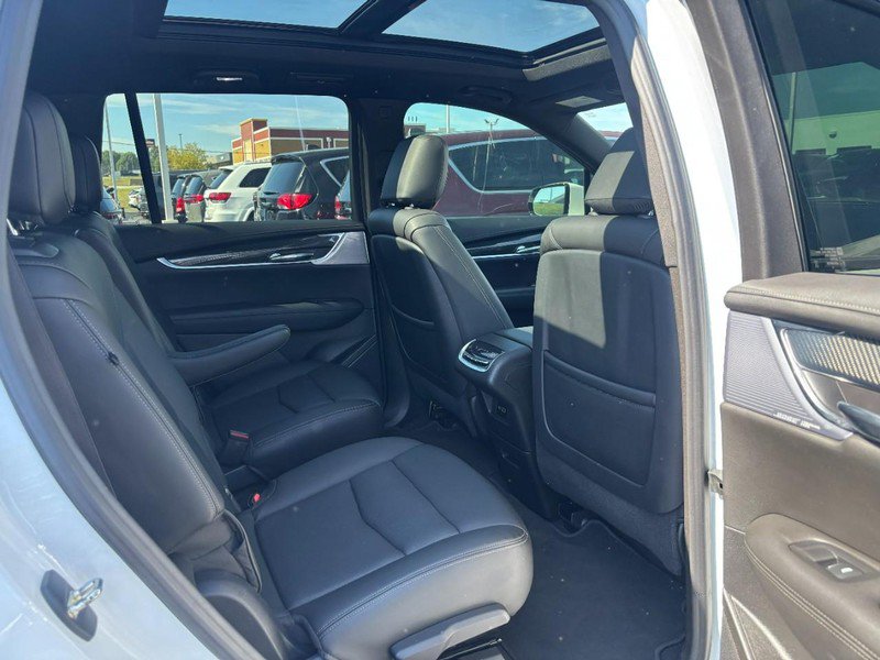 Used 2024 Cadillac XT6 Sport AWD/4WD image 12
