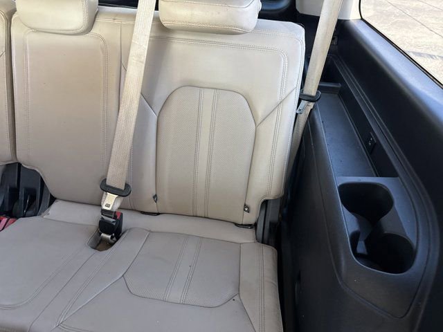 Used 2022 Ford Expedition Max Limited image 17