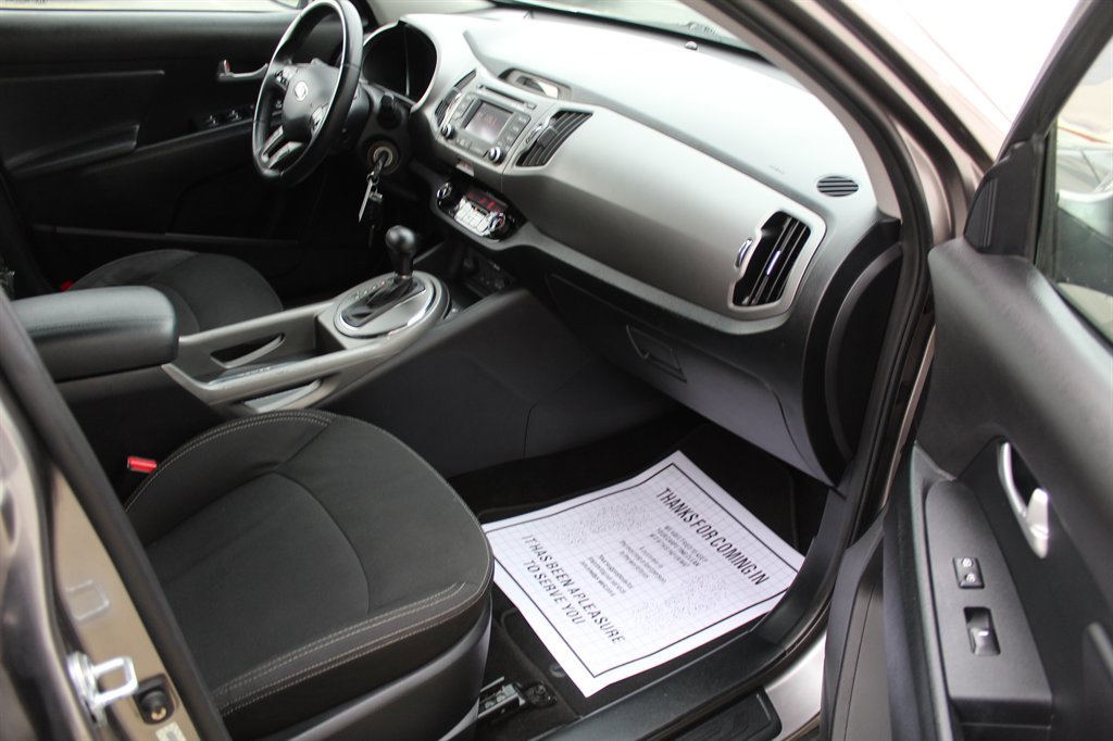 Used 2014 Kia Sportage EX image 12