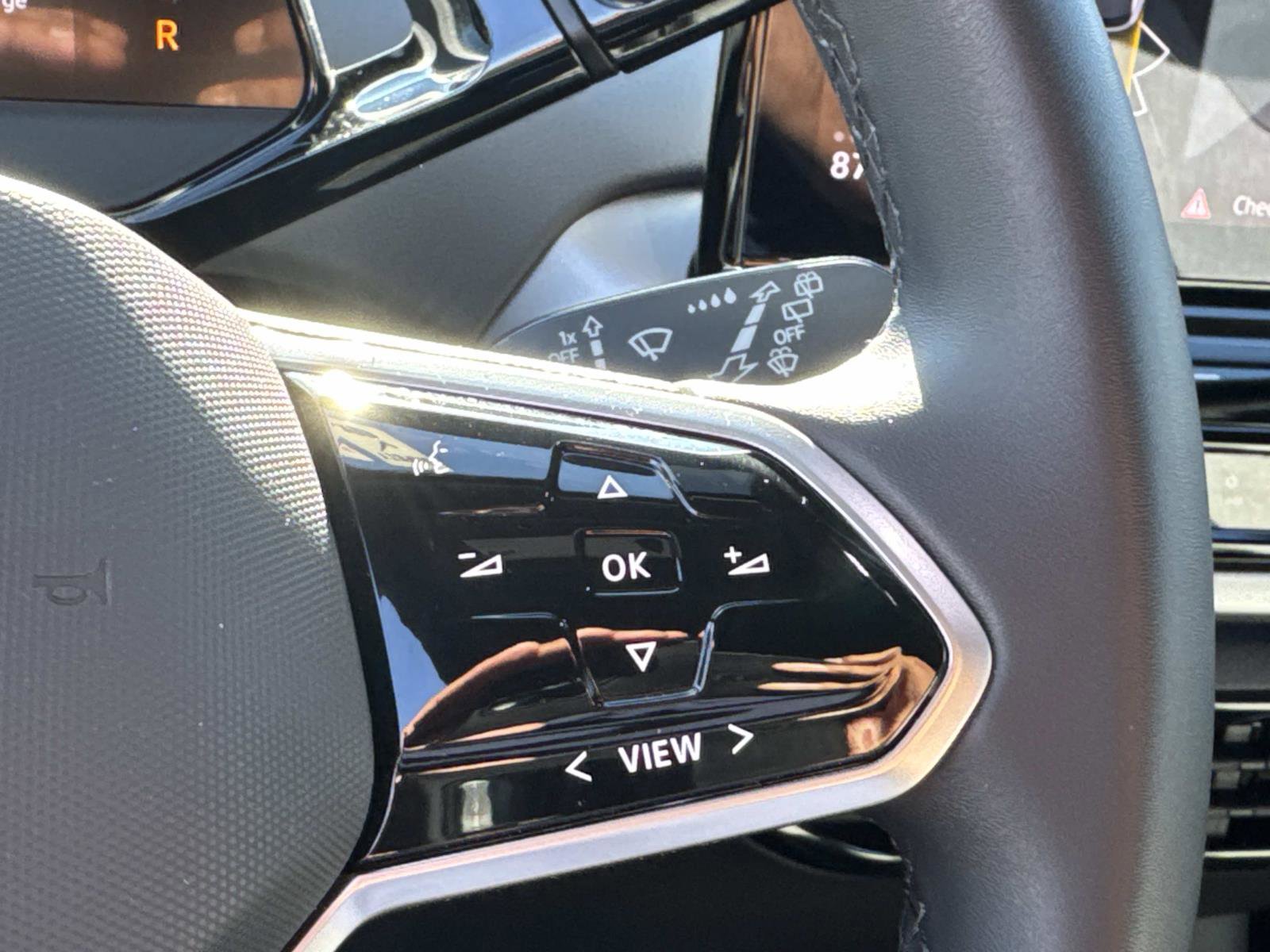 Certified 2024 Volkswagen ID.4 2WD image 22