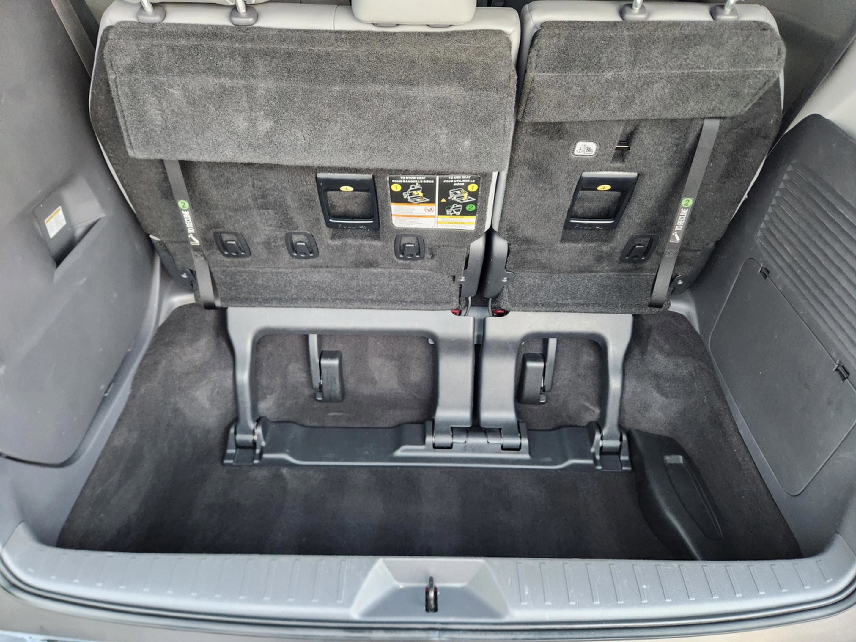 Used 2021 Toyota Sienna XLE FWD image 26