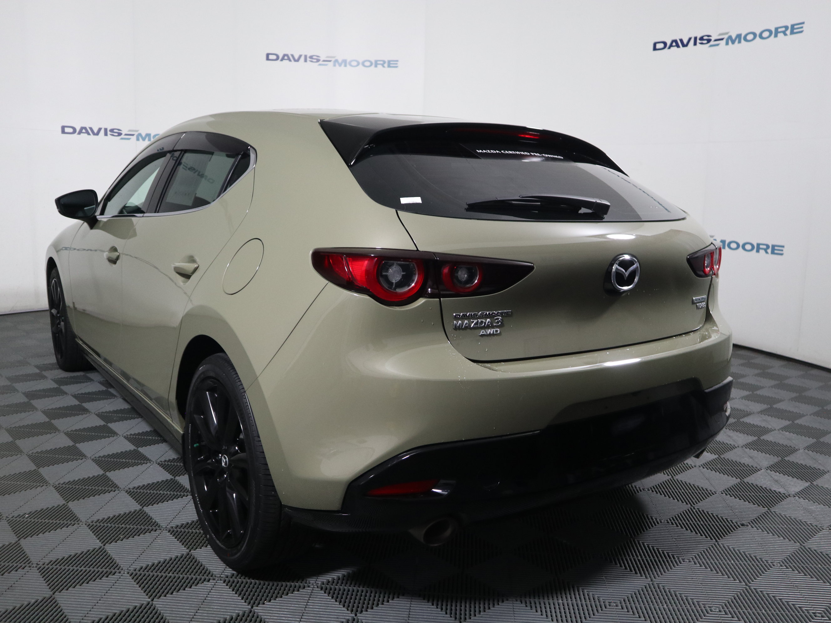 Certified 2025 MAZDA MAZDA3 Carbon AWD/4WD image 9