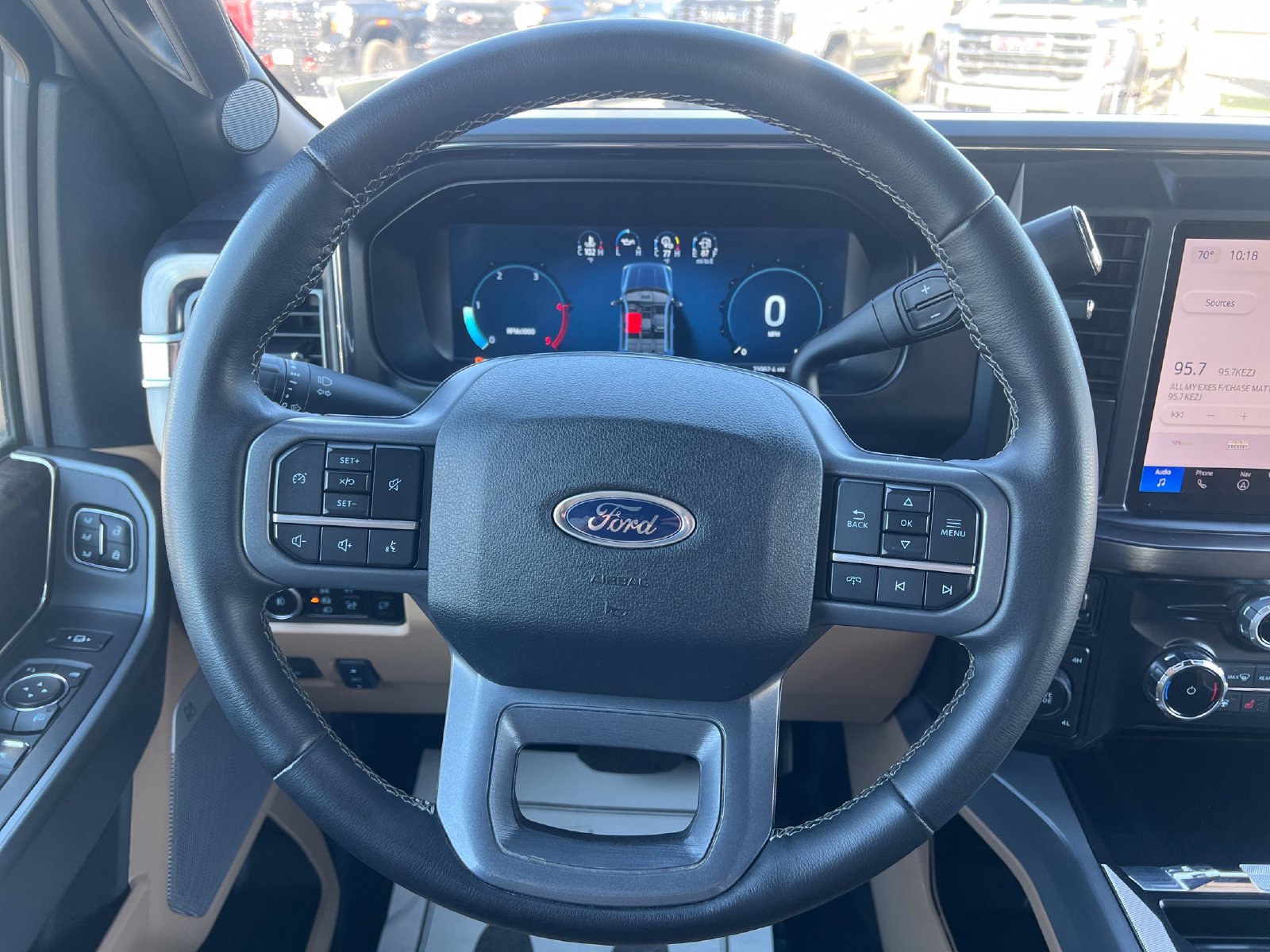 Used 2025 Ford F350 Lariat w/ Black Appearance Package AWD/4WD image 14