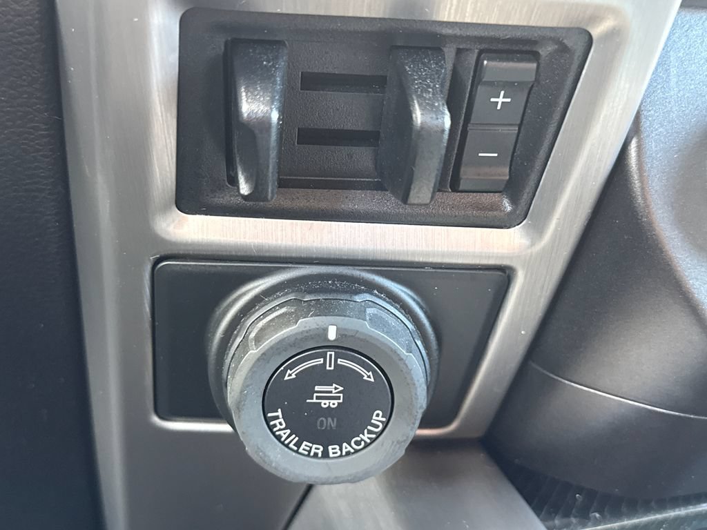 Used 2021 Ford F250 Platinum AWD/4WD image 27