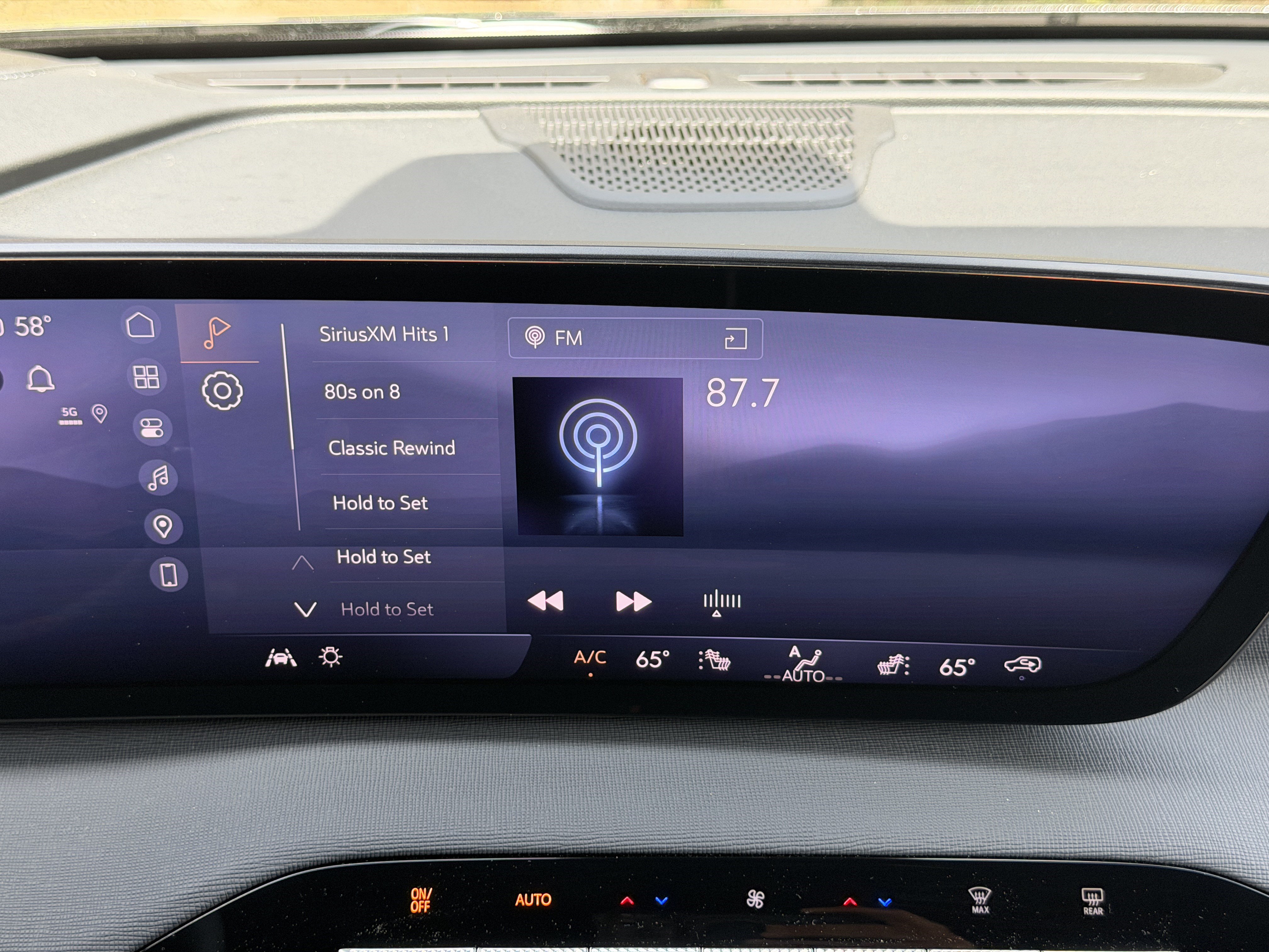 New 2026 Buick Enclave Sport Touring w/ Power Package FWD image 34