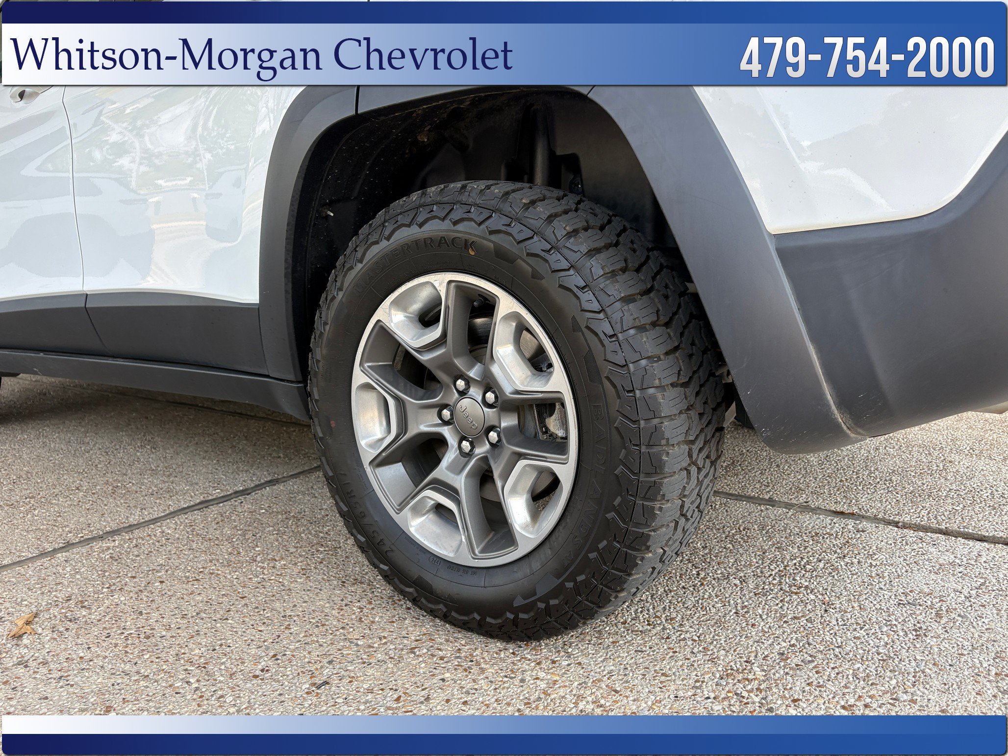 Used 2020 Jeep Cherokee Trailhawk w/ Comfort/Convenience Group AWD/4WD image 36