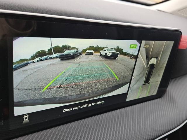 New 2026 Nissan Kicks SR image 21