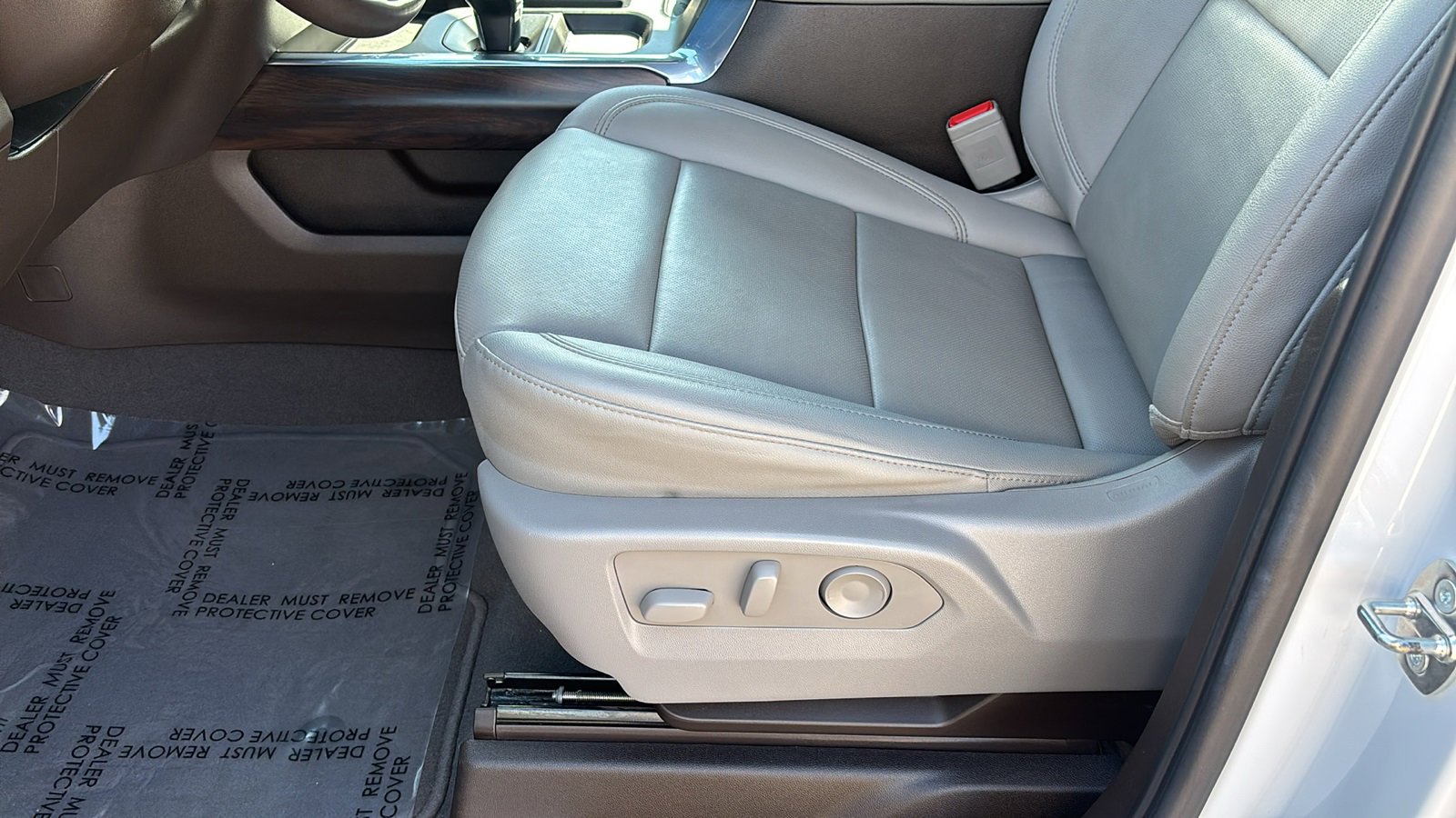 Used 2024 GMC Sierra 1500 SLT w/ SLT Premium Plus Package image 23