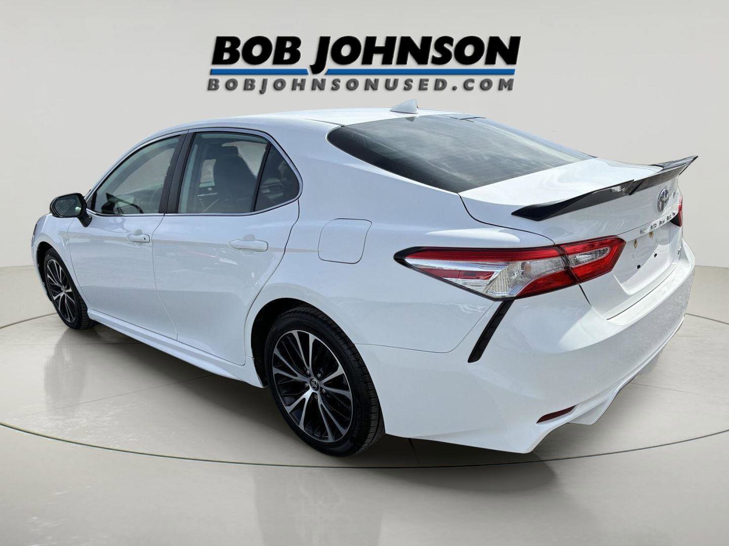 Used 2020 Toyota Camry SE w/ Audio Package FWD image 5