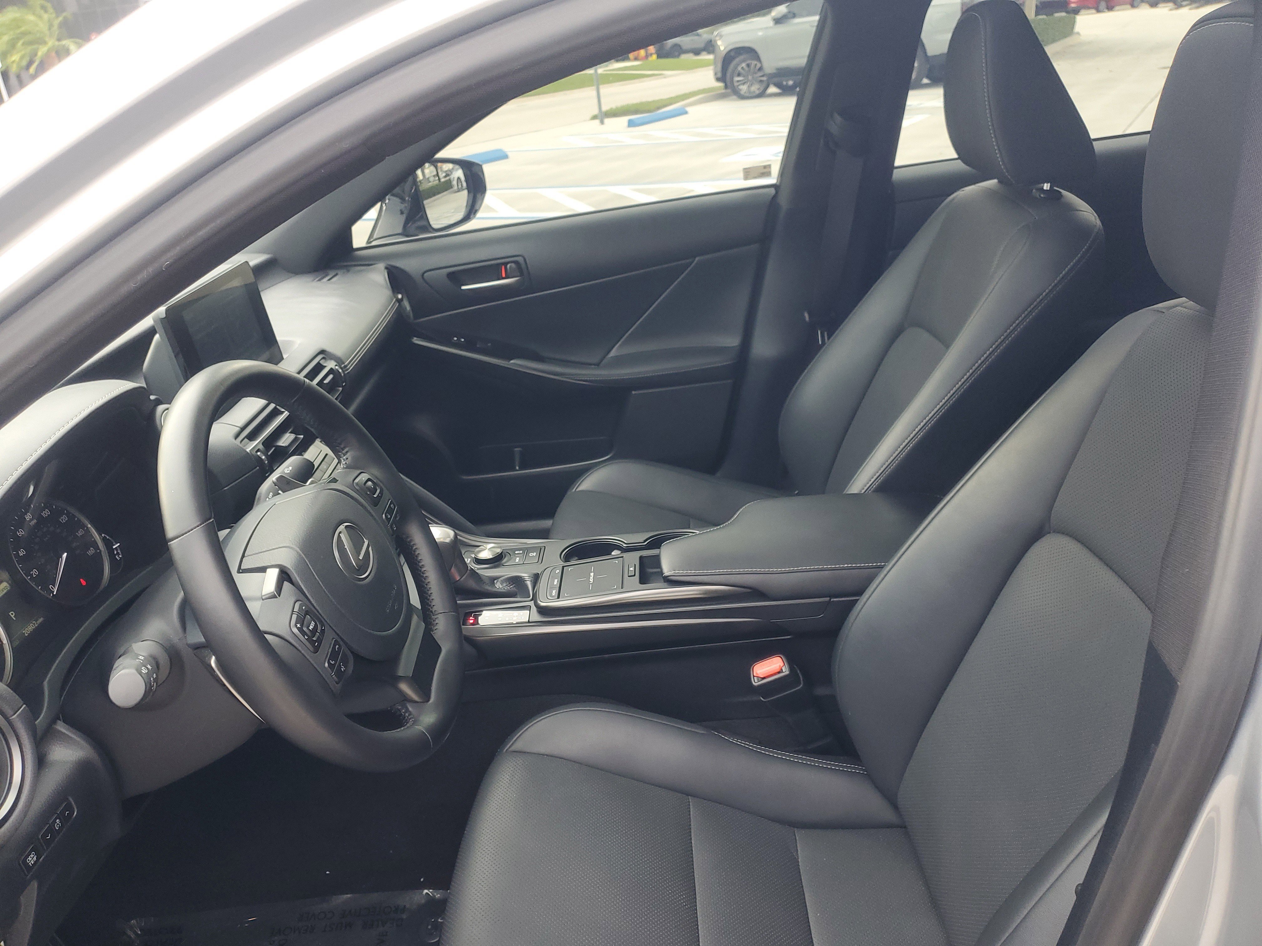 Used 2024 Lexus IS 350 F Sport image 19