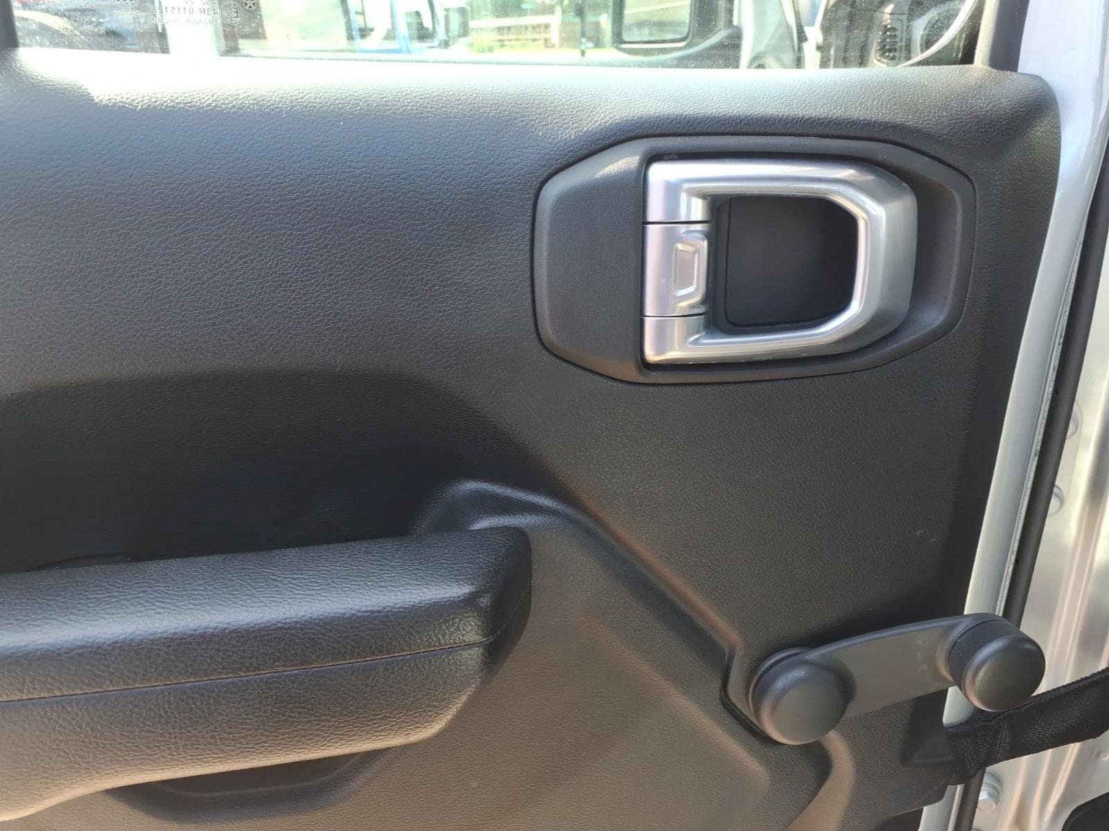 Used 2022 Jeep Wrangler Unlimited Sport AWD/4WD image 8