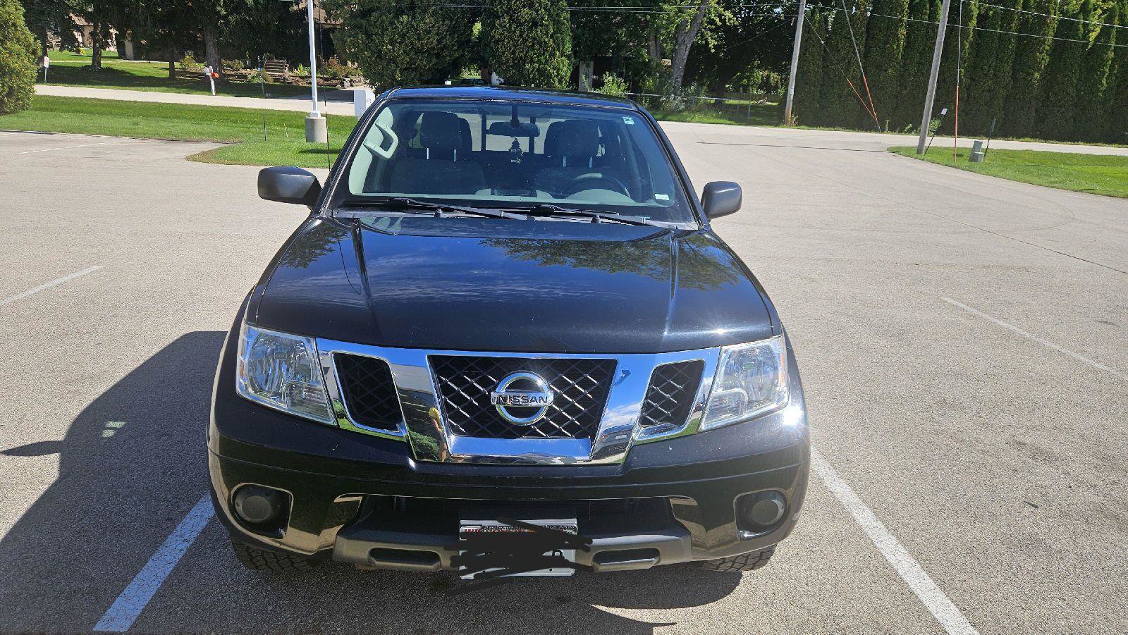 Used 2019 Nissan Frontier SV AWD/4WD image 2