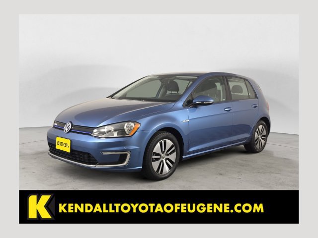 Used 2016 Volkswagen e-Golf SE w/ DC Fast Charging Package