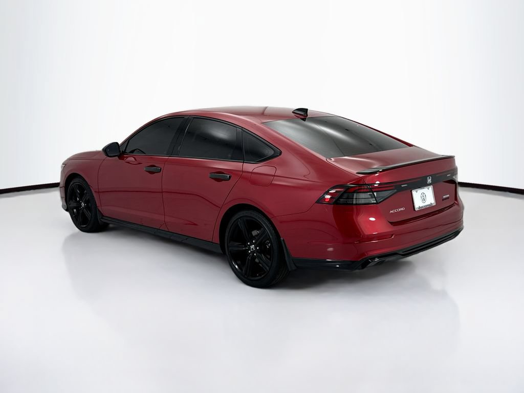 Used 2024 Honda Accord Sport image 7