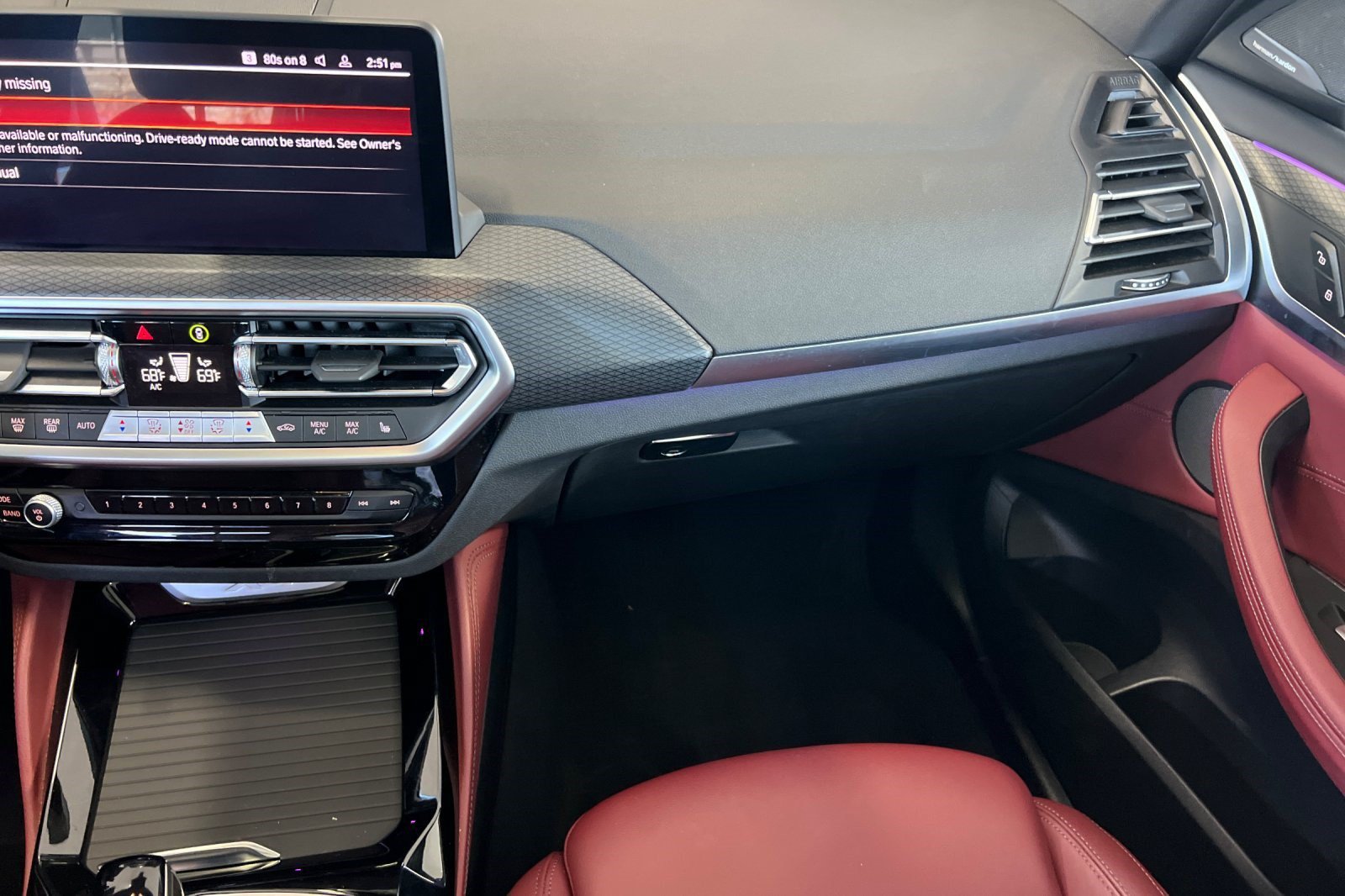 Used 2023 BMW X4 xDrive30i w/ M Sport Package AWD/4WD image 32