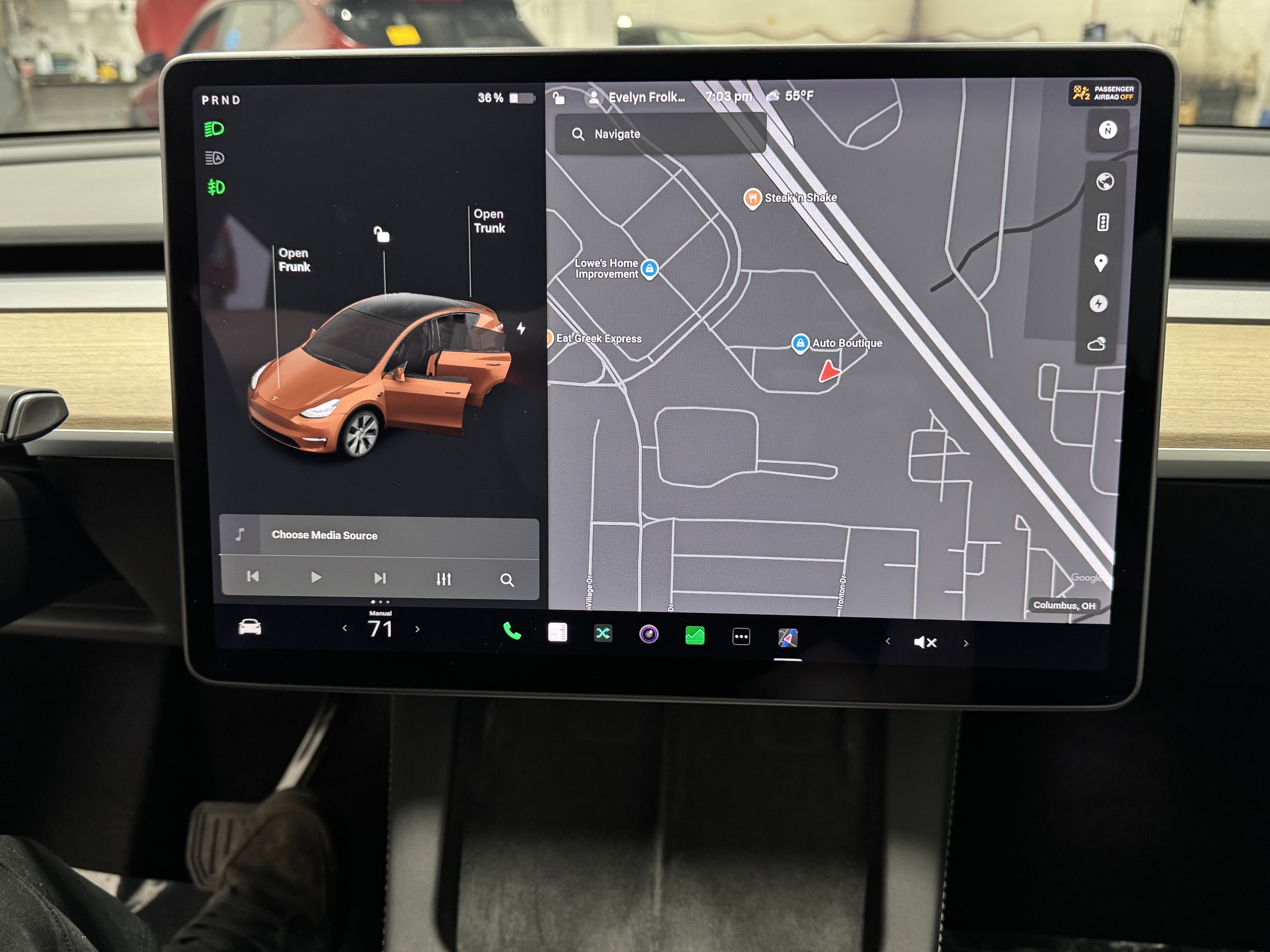 Used 2021 Tesla Model Y Long Range image 24