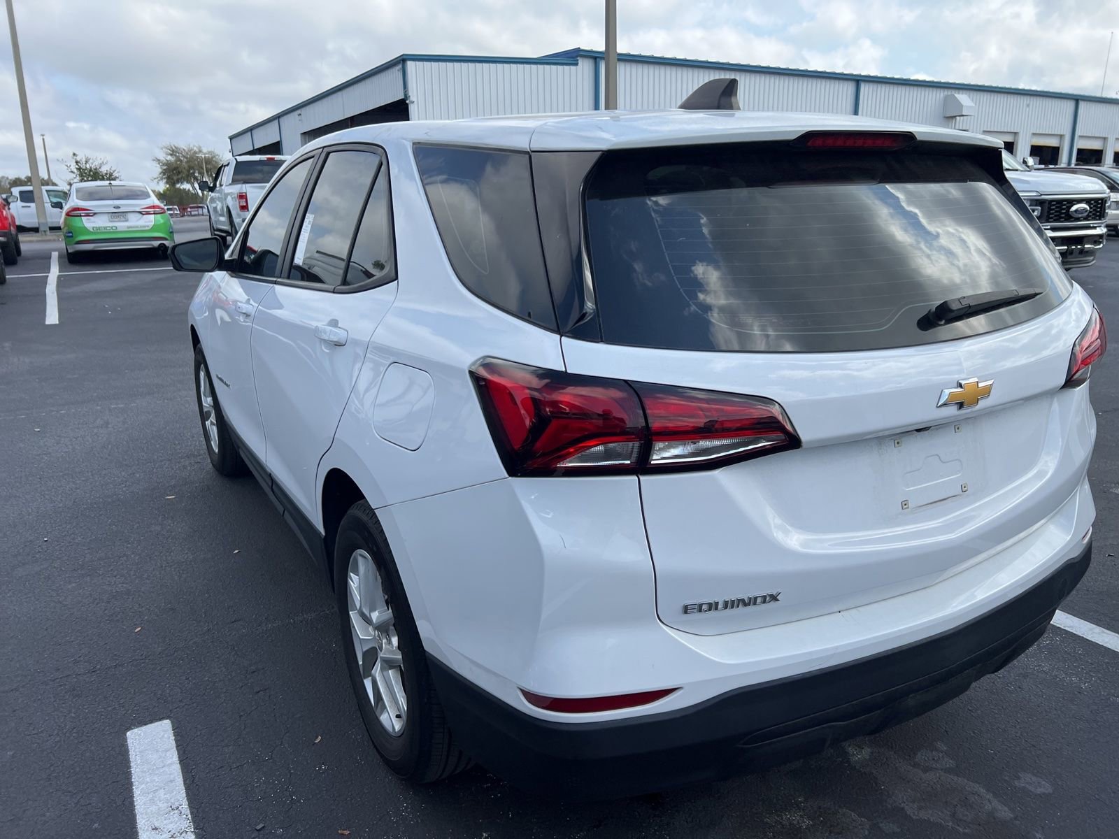 Used 2024 Chevrolet Equinox LS image 7