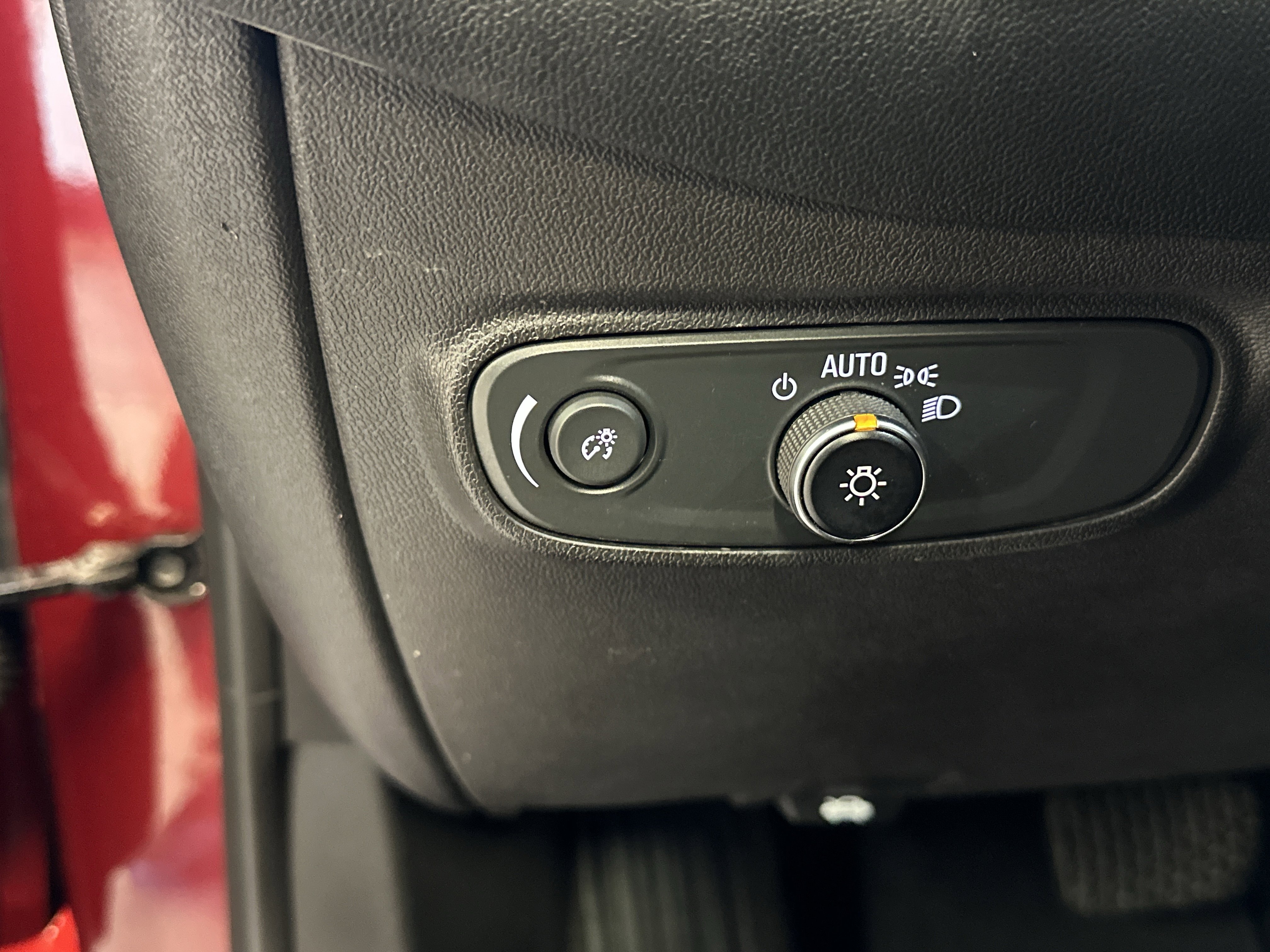 Used 2023 Chevrolet Equinox RS image 21