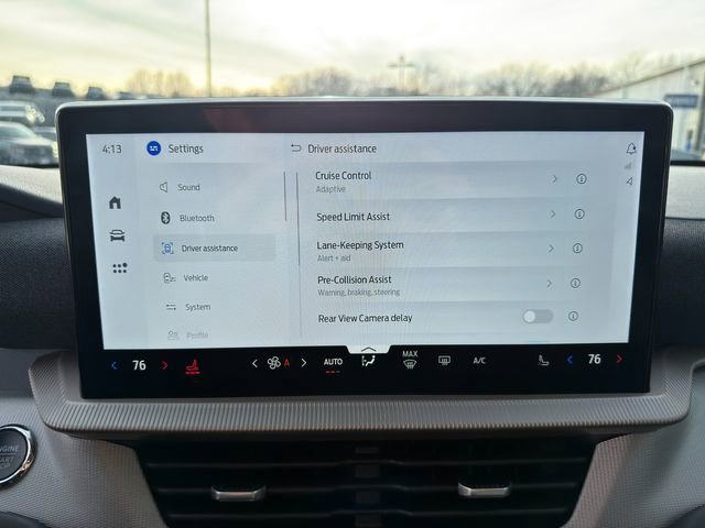 Used 2025 Ford Explorer Active image 32