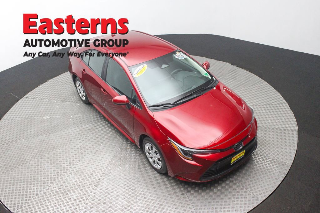 Used 2024 Toyota Corolla LE image 5