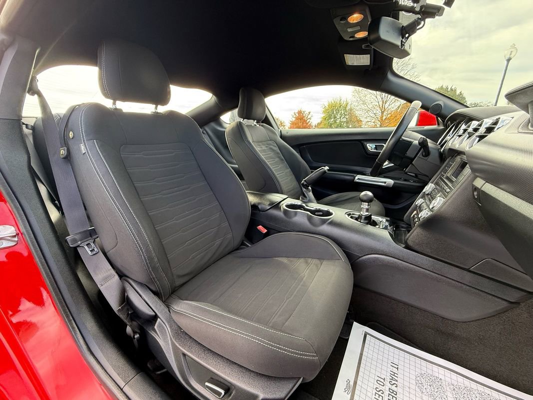 Used 2015 Ford Mustang GT image 13