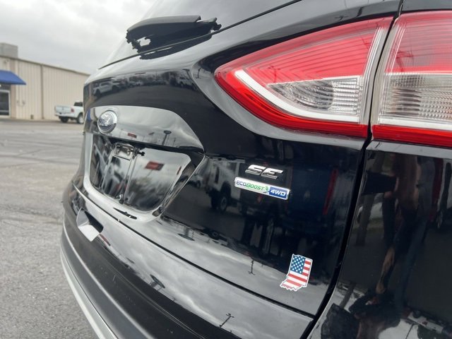 Used 2016 Ford Escape SE w/ SE Cold Weather Package image 10