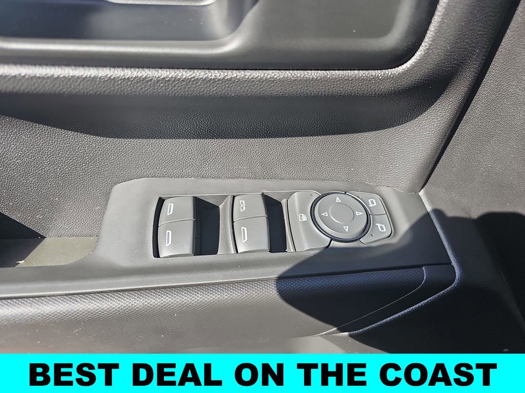 Used 2025 Chevrolet Silverado 1500 Custom AWD/4WD image 27