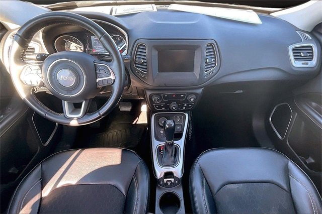 Used 2019 Jeep Compass Latitude image 14