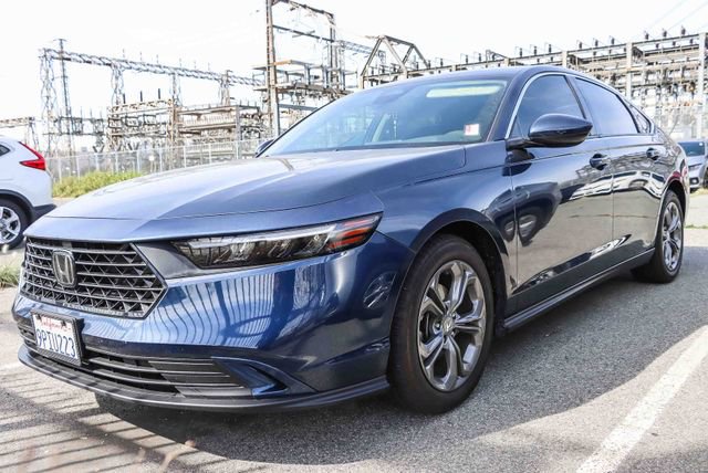 Used 2024 Honda Accord EX image 4