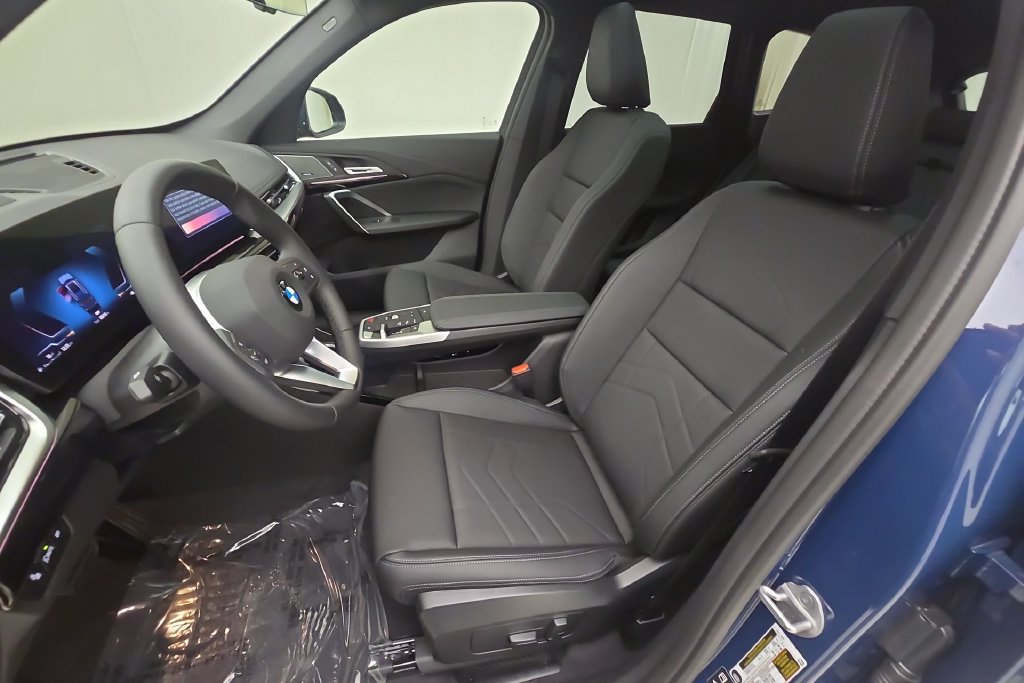 New 2027 BMW X1 xDrive28i w/ Technology Package AWD/4WD image 13